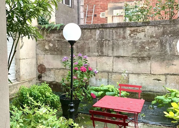 1 Centre Rdc דירה בר-לה-דוק